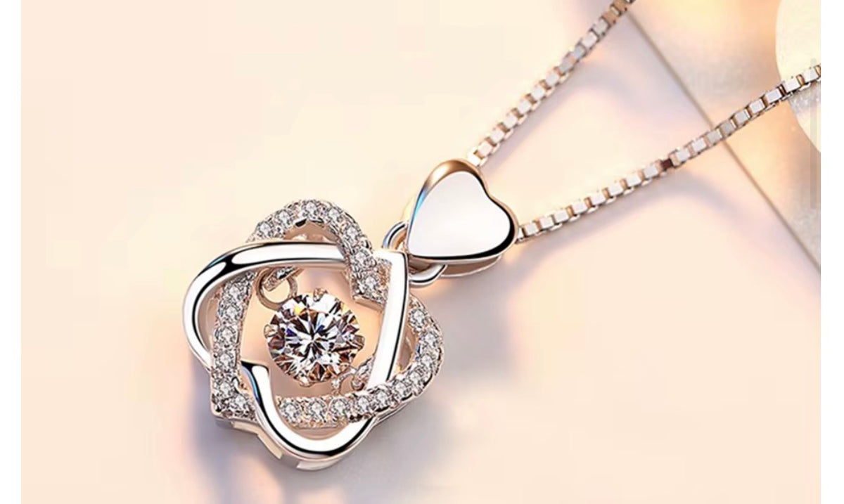 Eterna Amour Necklace